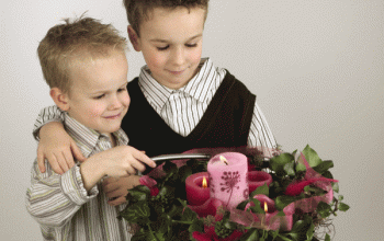 https://www.ladivinamisericordia.org/sites/default/files/field/image/advent_brothers1.gif